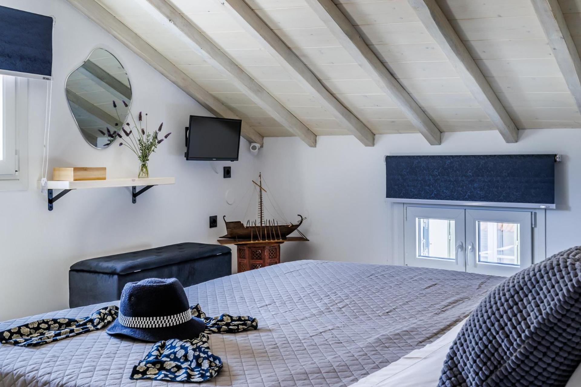 Onar House * Skopelos Town